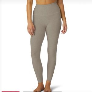 Beyond Yoga Caught in the MIDI leggings. Size S